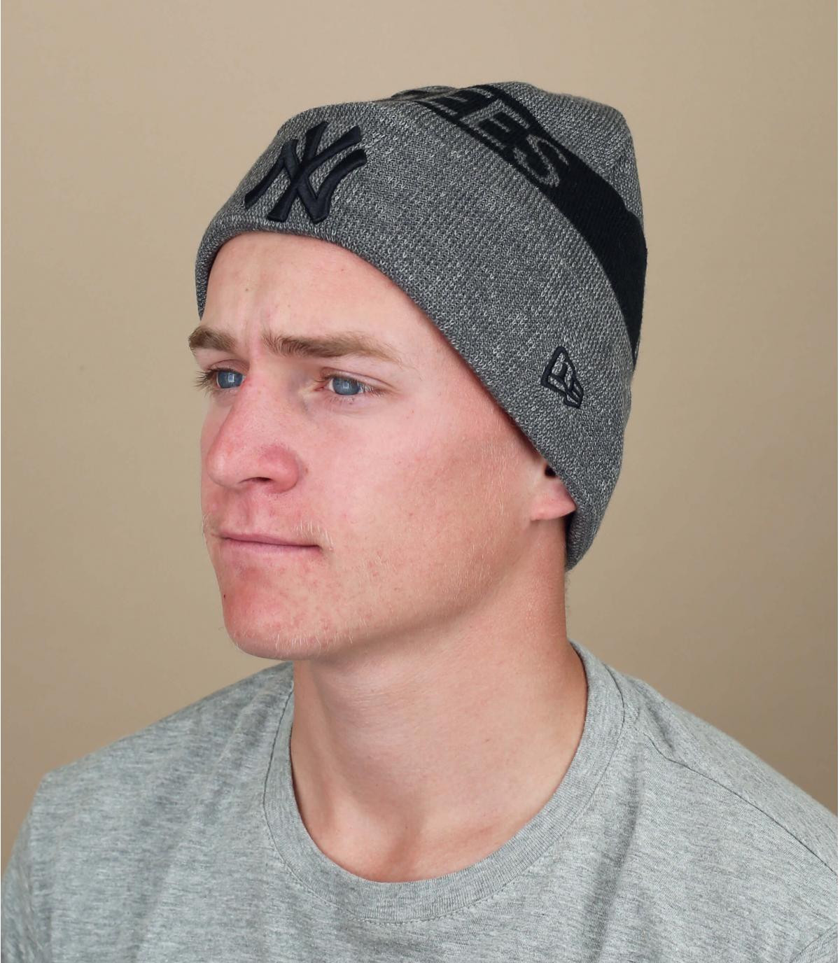 New era store cuff knit